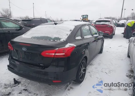 2017 Ford Focus Sel z USA, uszkodzony, nr VIN 1FADP3H25HL303070